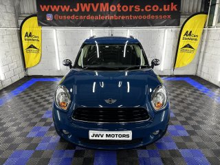 /photos/9202/1ca8ba45-1898-74ae-2d9a-e3a2ea45c9aa_i320x240.jpg