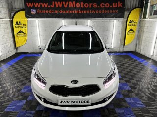 /photos/9202/8cc85845-8e4f-b4a2-3854-4619b06c6e93_i320x240.jpg